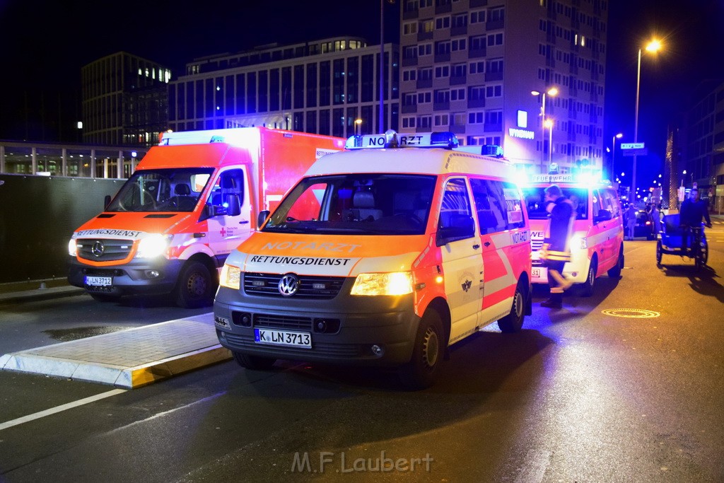 Messerstecherei Koeln Koelner Hauptbahnhof P18.JPG - Miklos Laubert